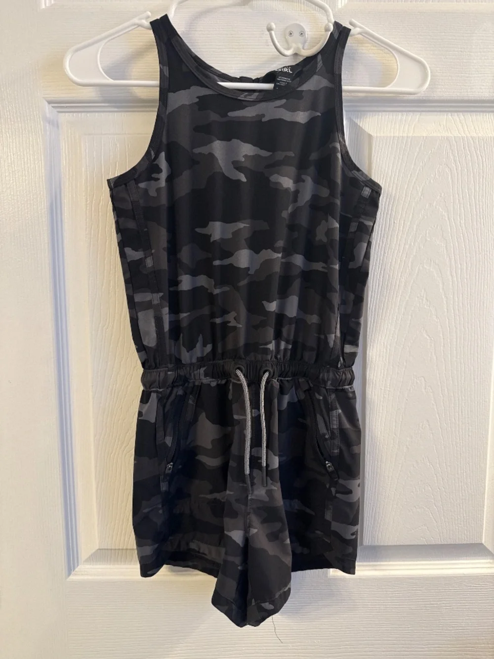 ATHLETA girls M (8-10) bundle!!